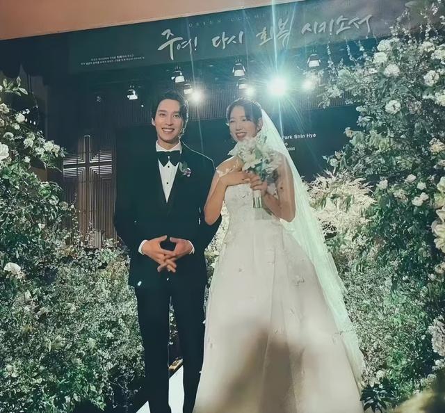 玄彬孙艺珍婚礼现场（玄彬孙艺珍婚礼地点曝光）_https://www.whai.cc_行业资讯_第11张