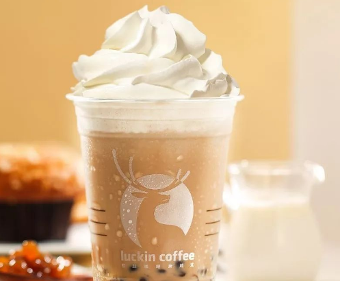 瑞幸“小鹿茶”商标被抢注，卖茶饮还有更多难