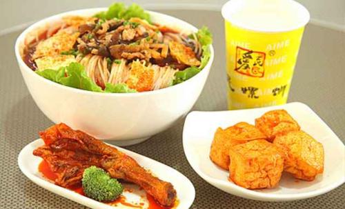 索赔440万!“爱民”螺蛳粉创始人状告侄子和78家加盟店侵犯商标权