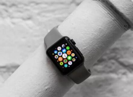 Apple Watch智能手表申请外观专利,可能会更加清秀苗条 Apple Watch智能手表申请外观专利,可能会更加清秀苗条