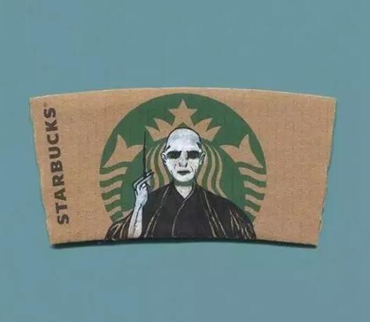 人类已无法阻止星巴克商标涂鸦了! 人类已无法阻止星巴克商标涂鸦了!