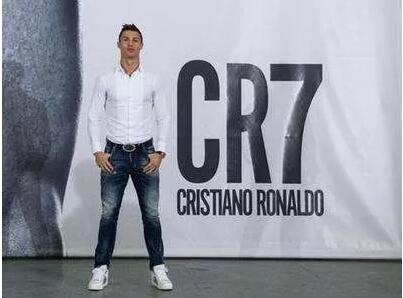 一个商标名字竟高达千万!明星都是这样发大财的 一个商标名字竟高达千万!明星都是这样发大财的