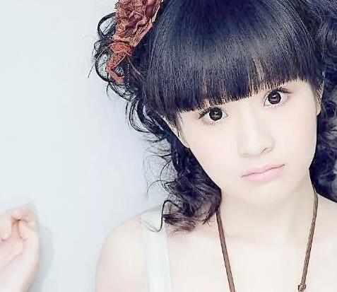 国内首位网络歌手, 成名曲商标抢注后竟被炒至千万 国内首位网络歌手, 成名曲商标抢注后竟被炒至千万